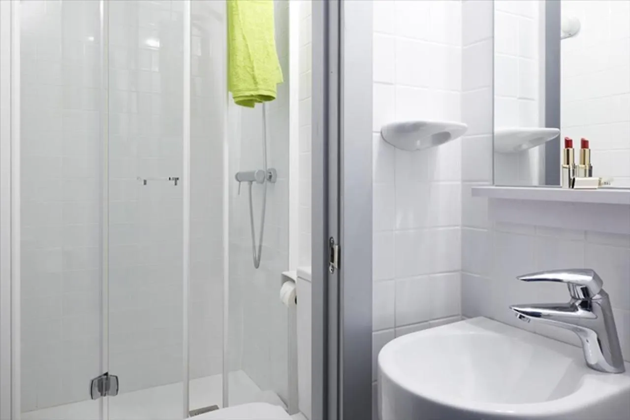 Hotel Dailyflats Cities Barcelona 2*,