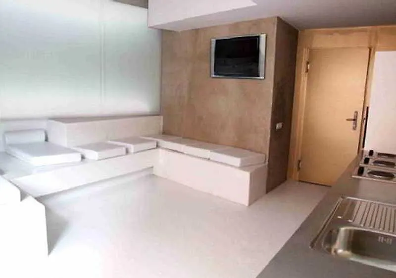 **  Hotel Dailyflats Cities Barcelona España